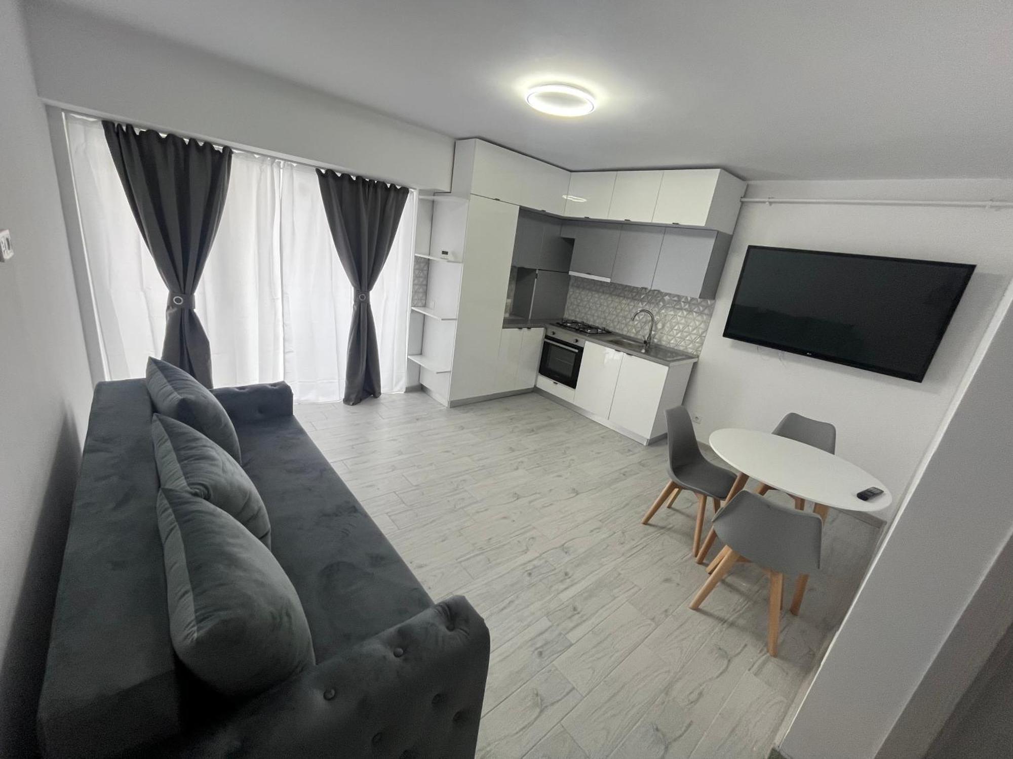 Luxy Apartamento Craiova Exterior foto
