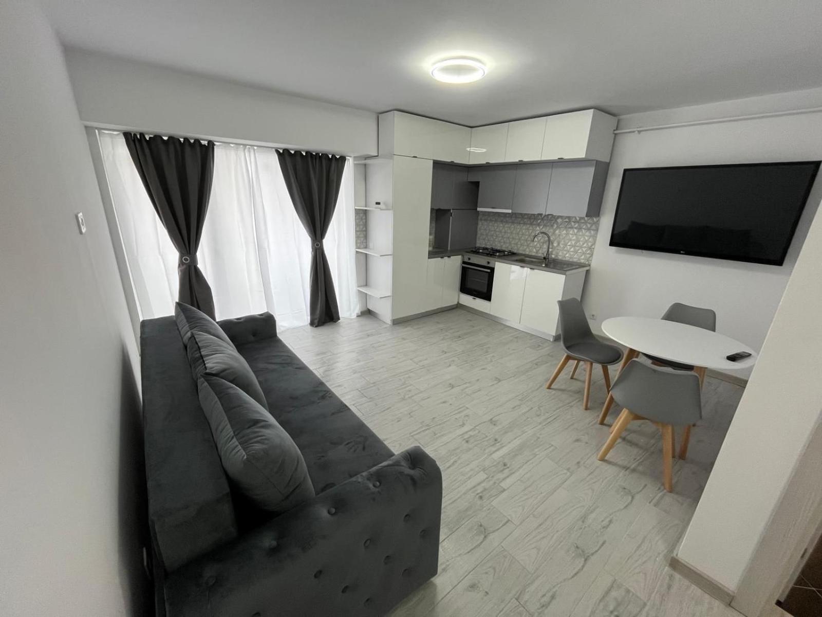 Luxy Apartamento Craiova Exterior foto